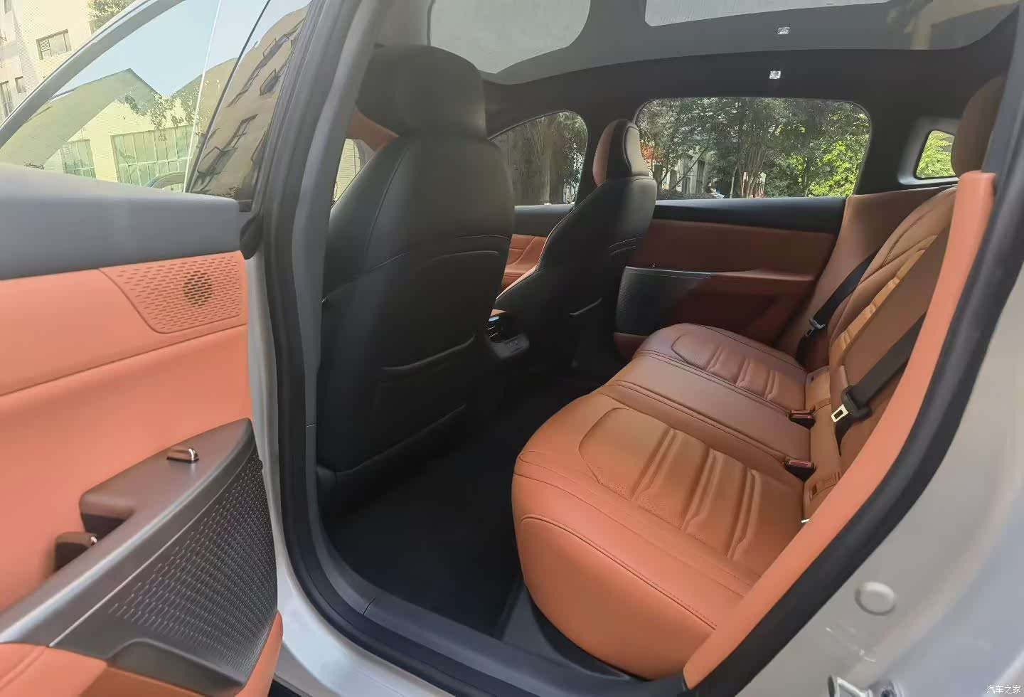DongFeng eπ007, 2024 все фото