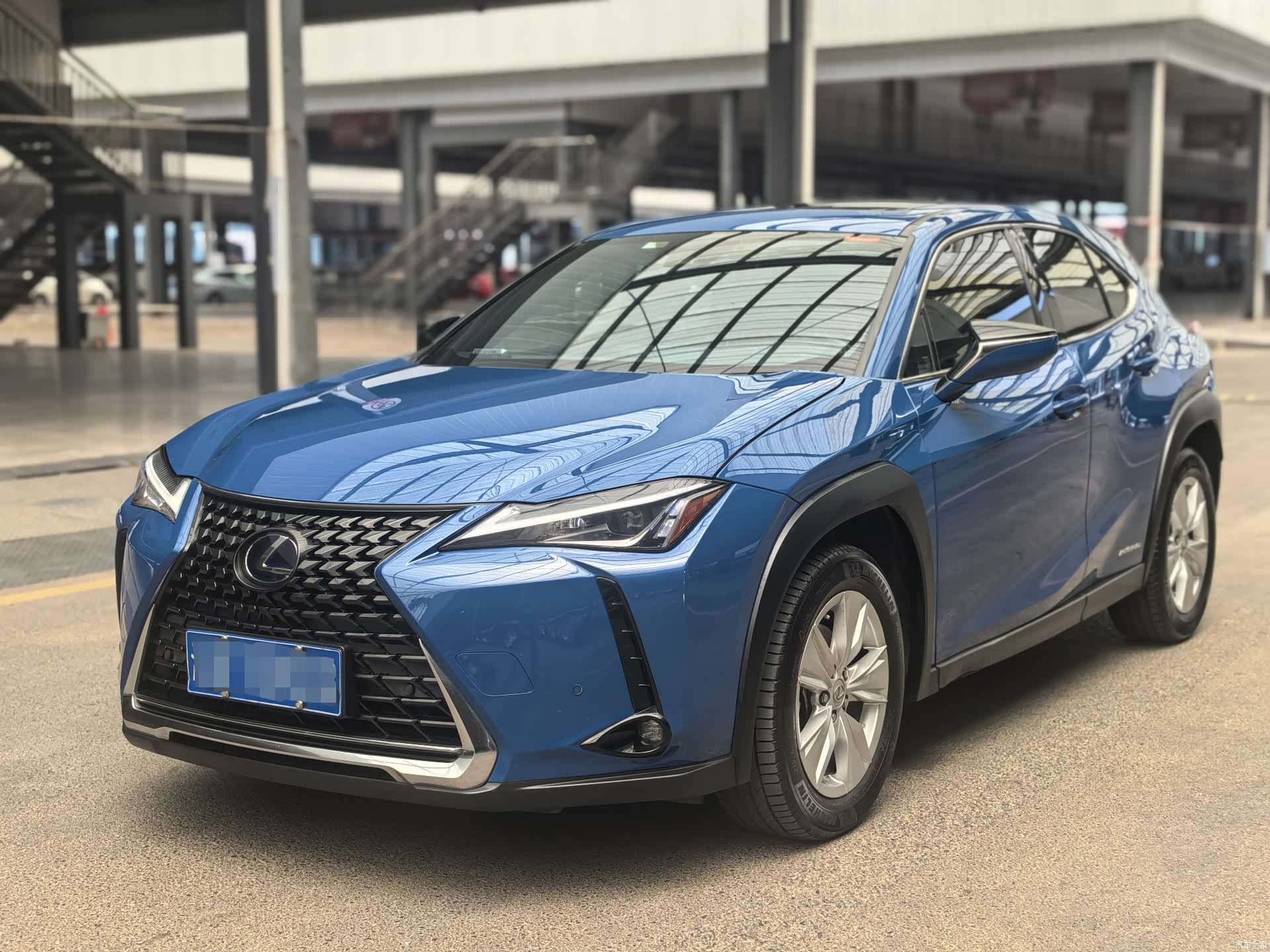 Lexus UX