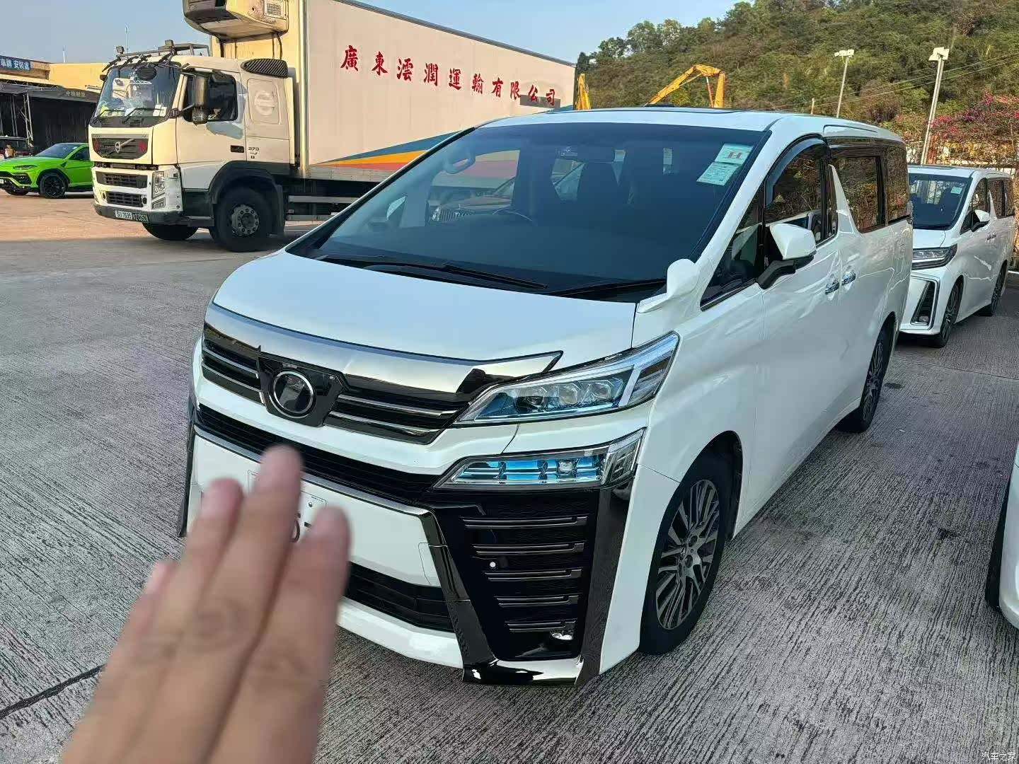Toyota Vellfire, 2018 9