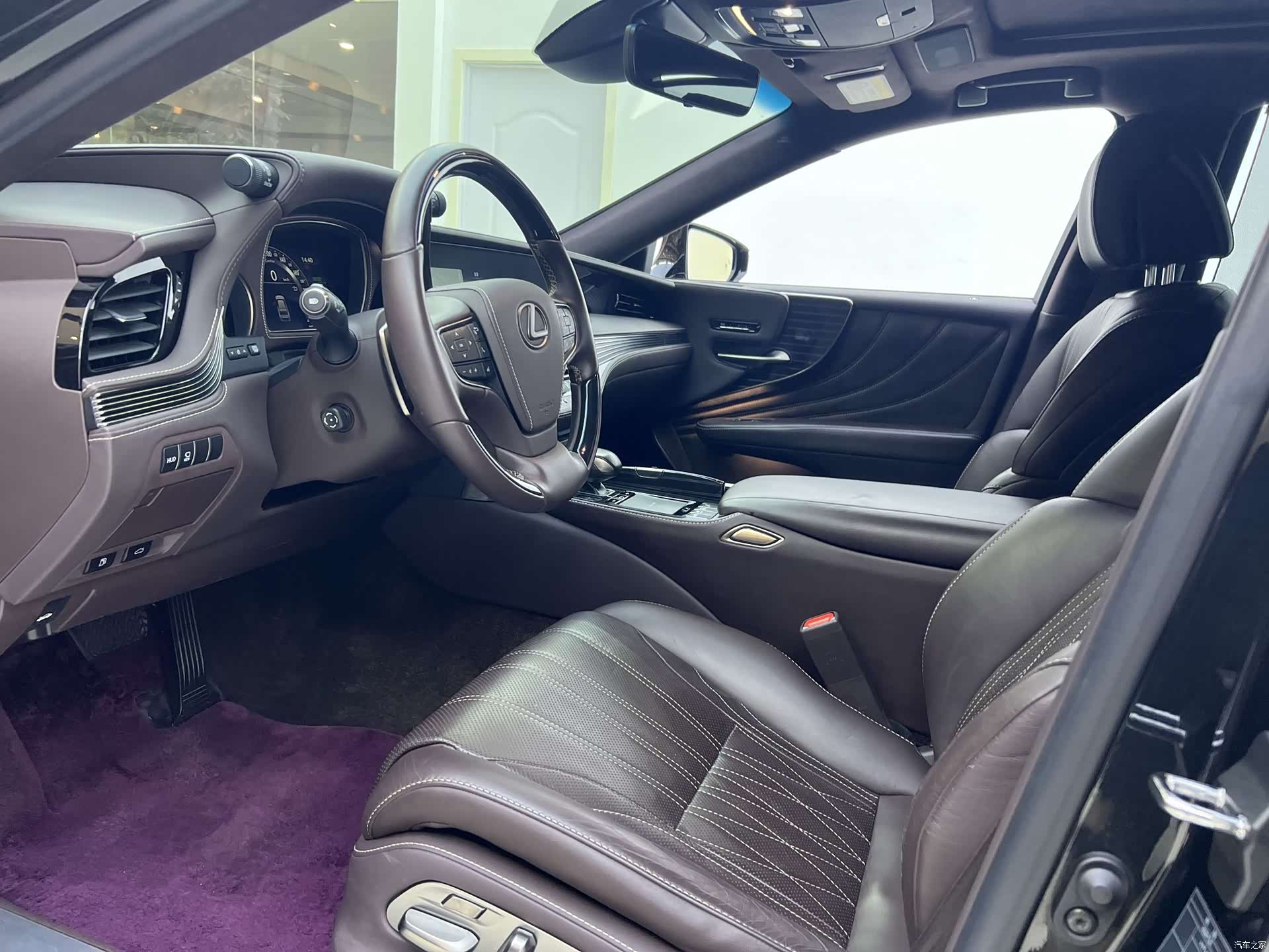 Lexus LS, 2020 20