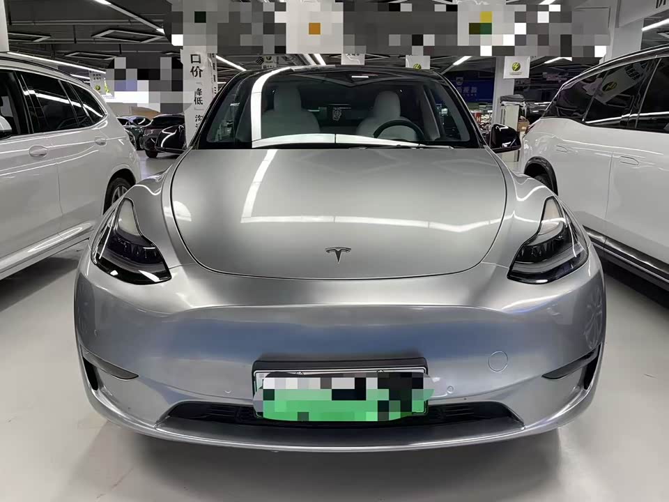 Tesla Model Y Tesla Model Y