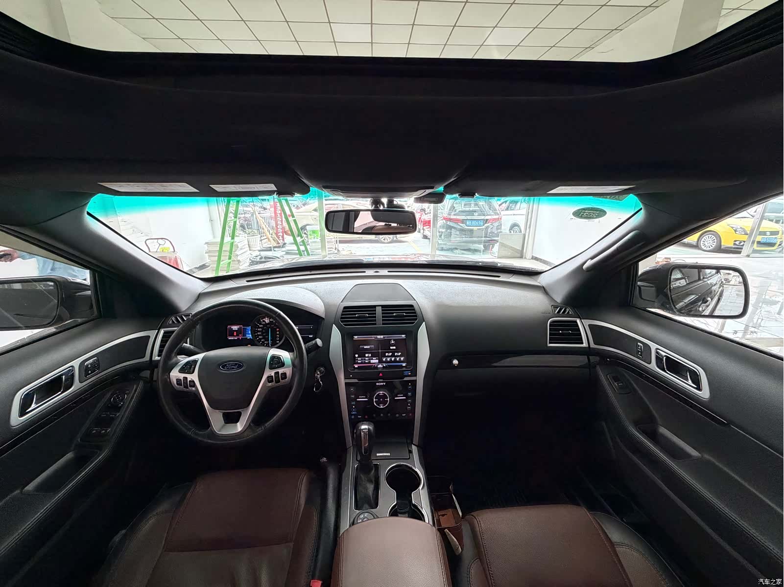Ford Explorer, 2015 9
