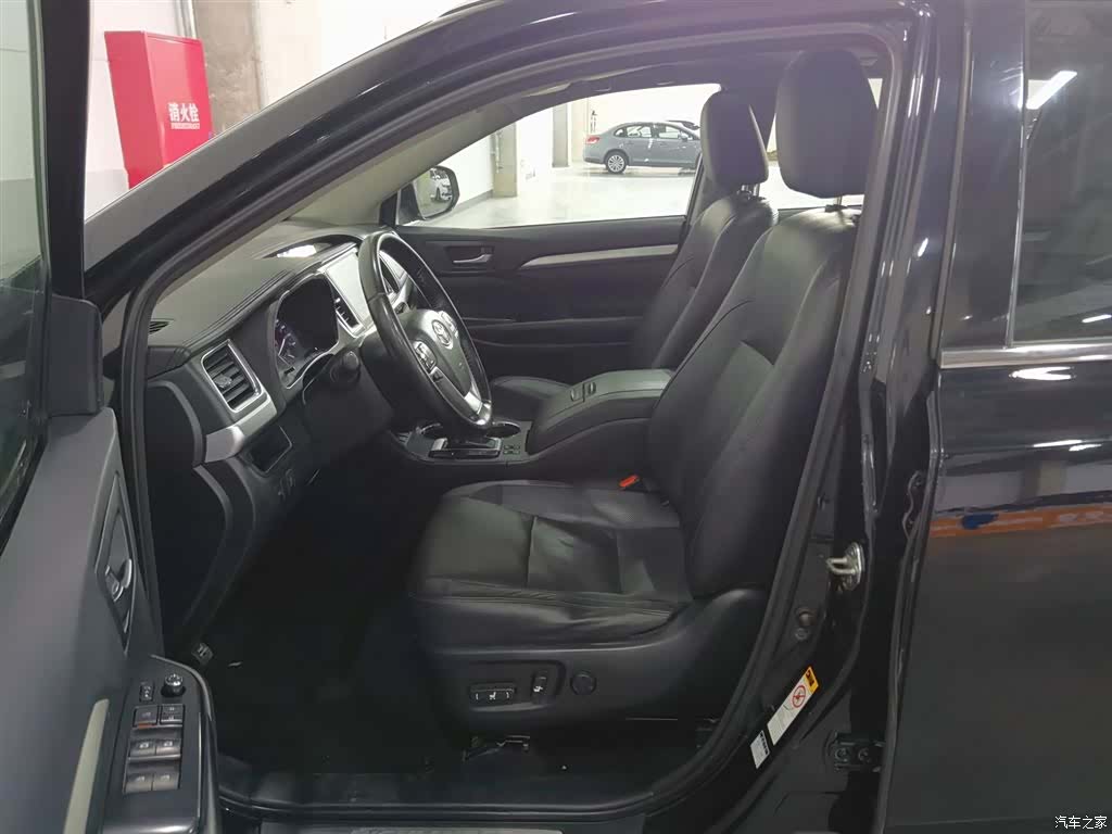 Toyota Highlander, 2015 10