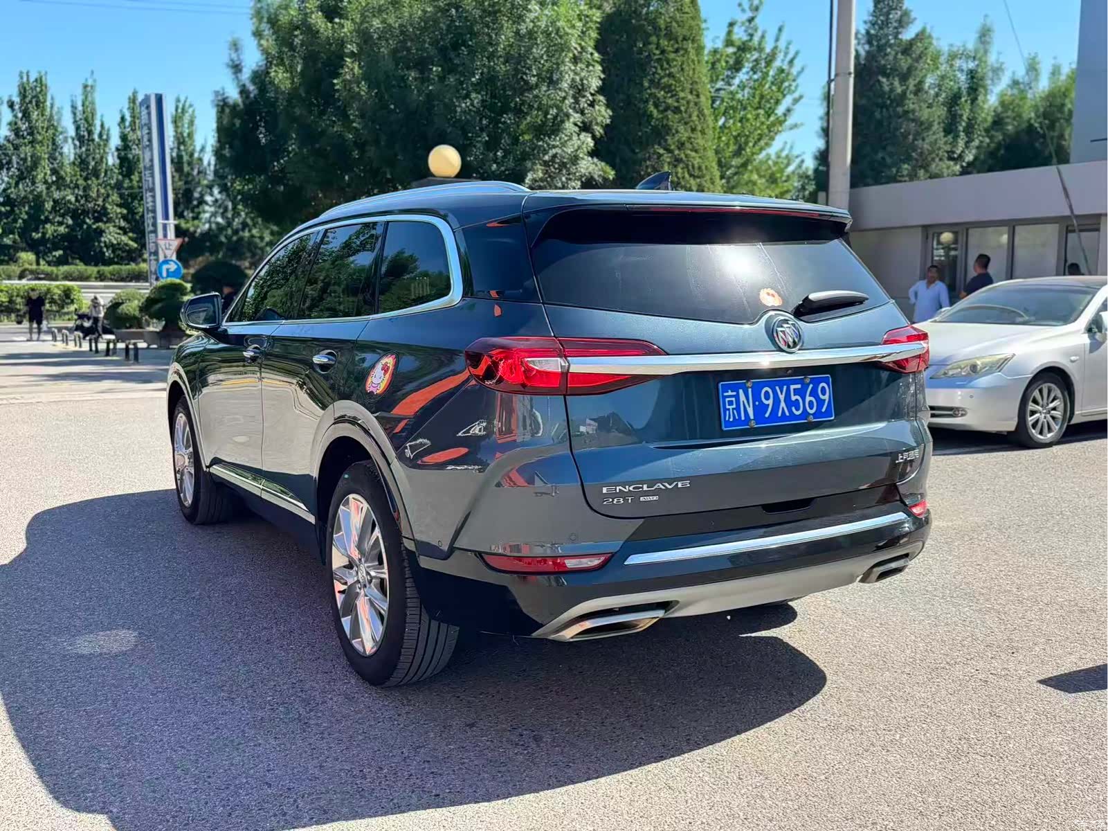 Buick Enclave, 2021 все фото