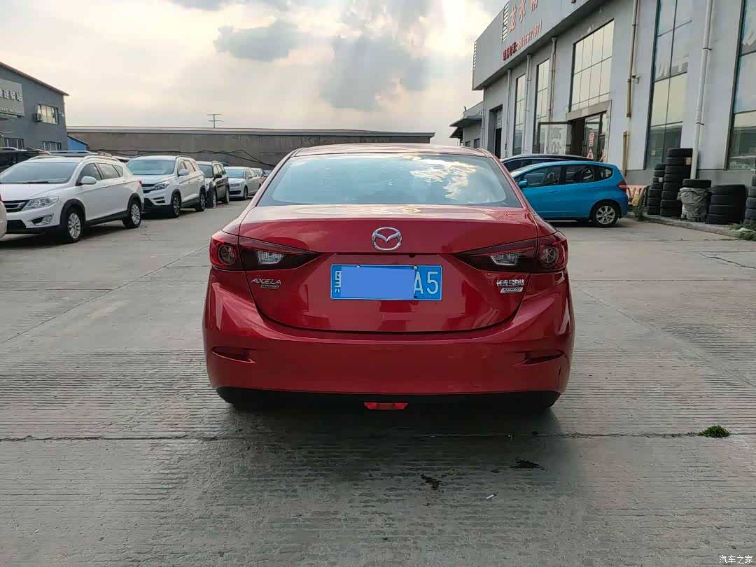 Mazda Mazda3, 2016 3