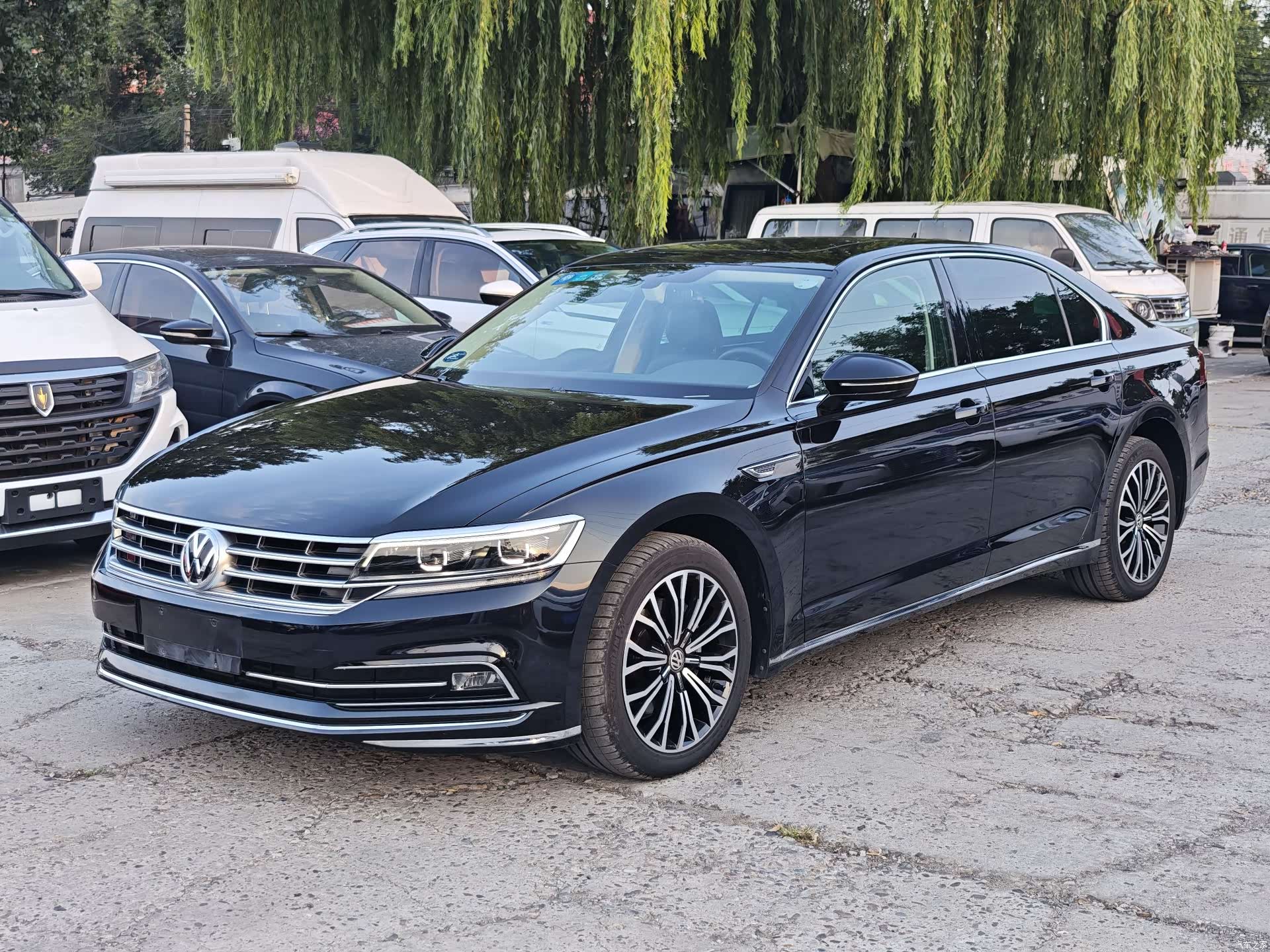 Volkswagen Phideon, 2017 1