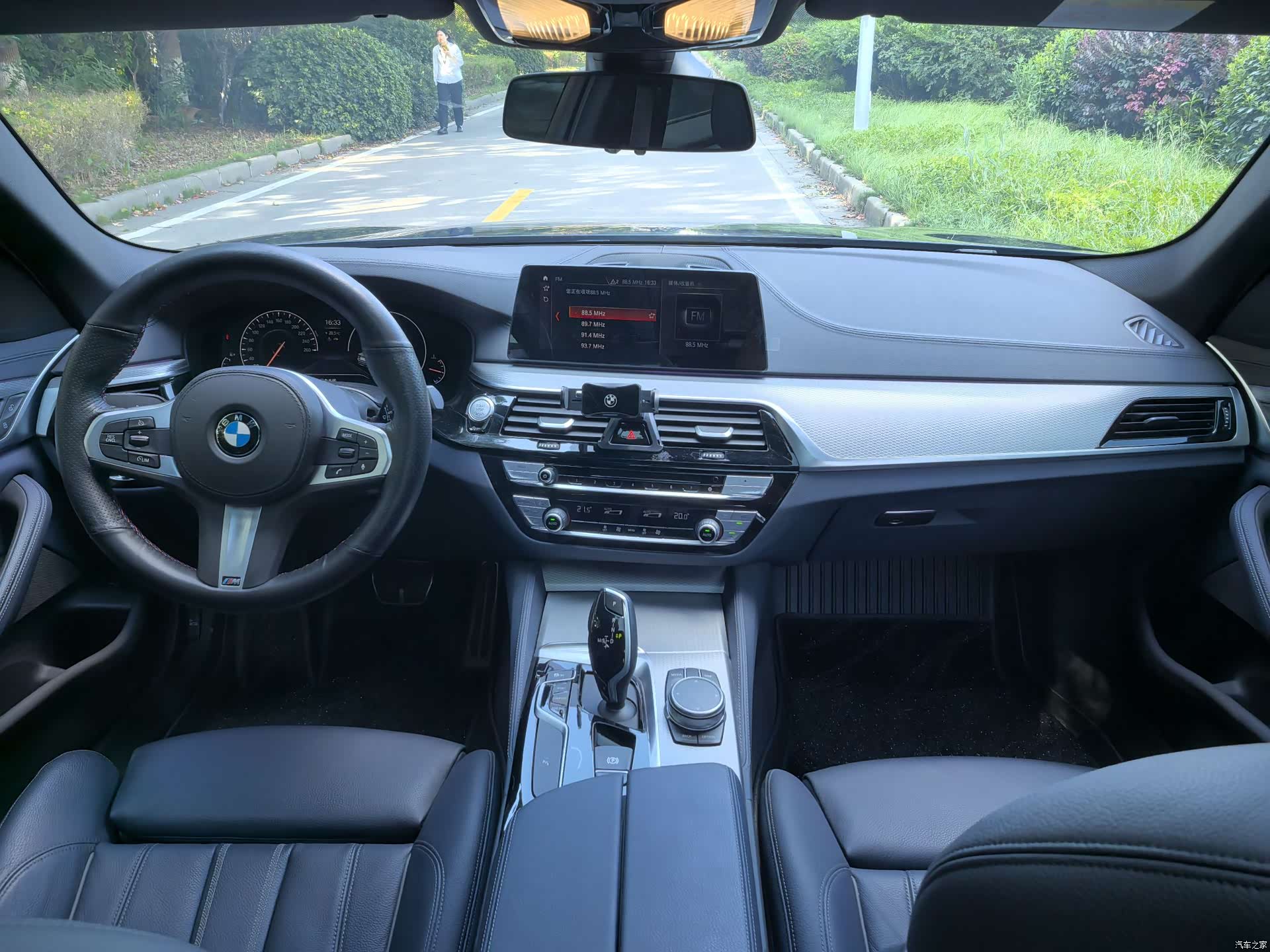 BMW 5 Series, 2019 12