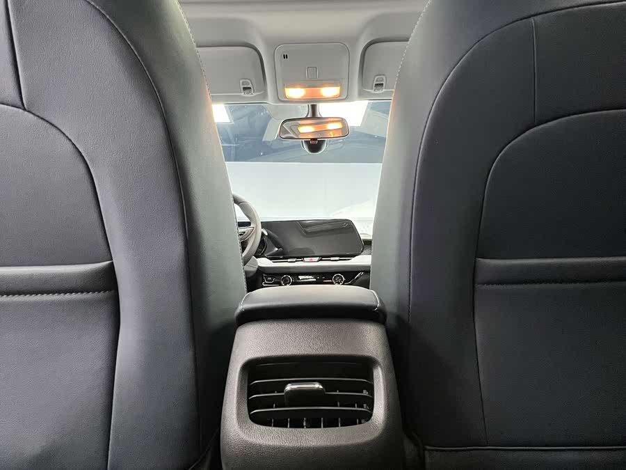 Chevrolet Corollo 2023, фото 12