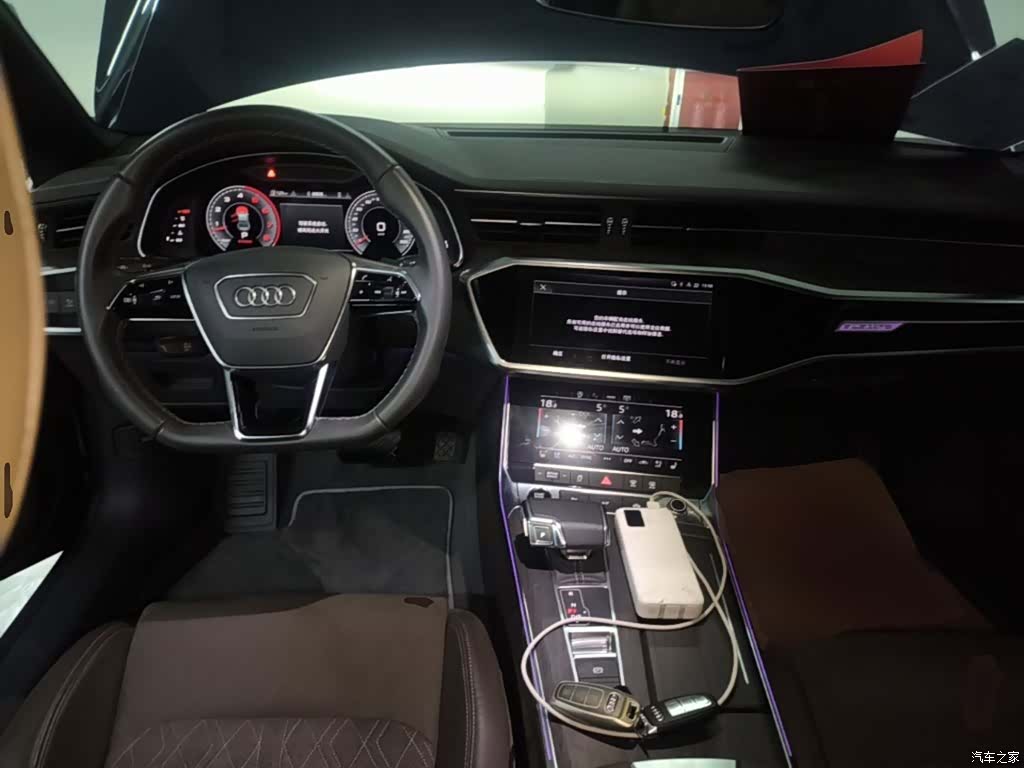 Audi A7L, 2022 10