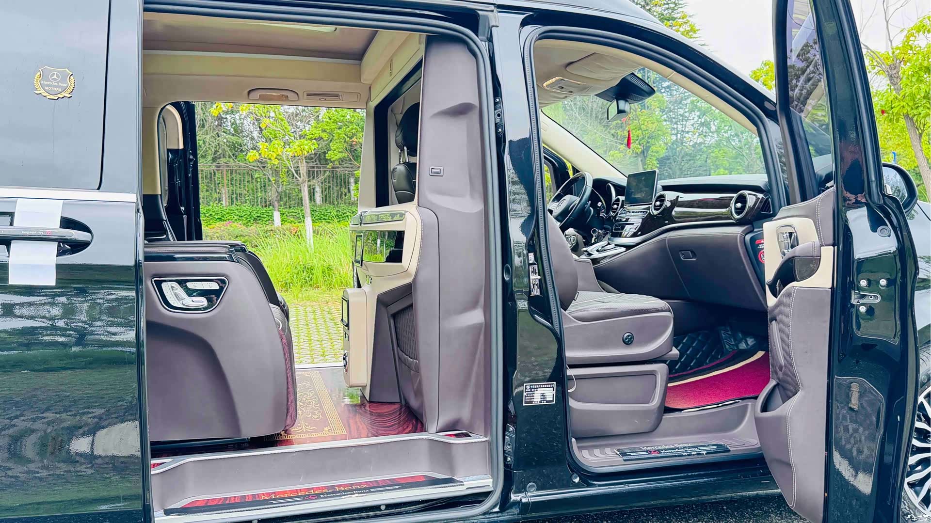 Mercedes-Benz V-Class, 2018 17