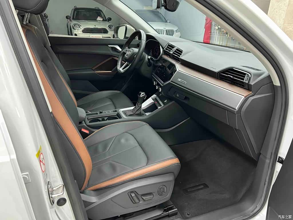 Audi Q3, 2022 13