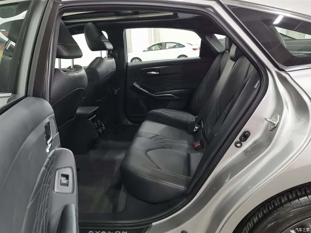Toyota Avalon, 2022 15