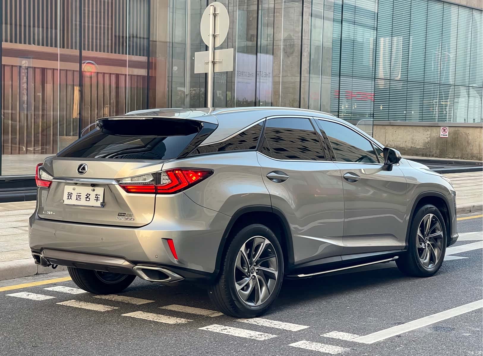 Lexus RX, 2018 3