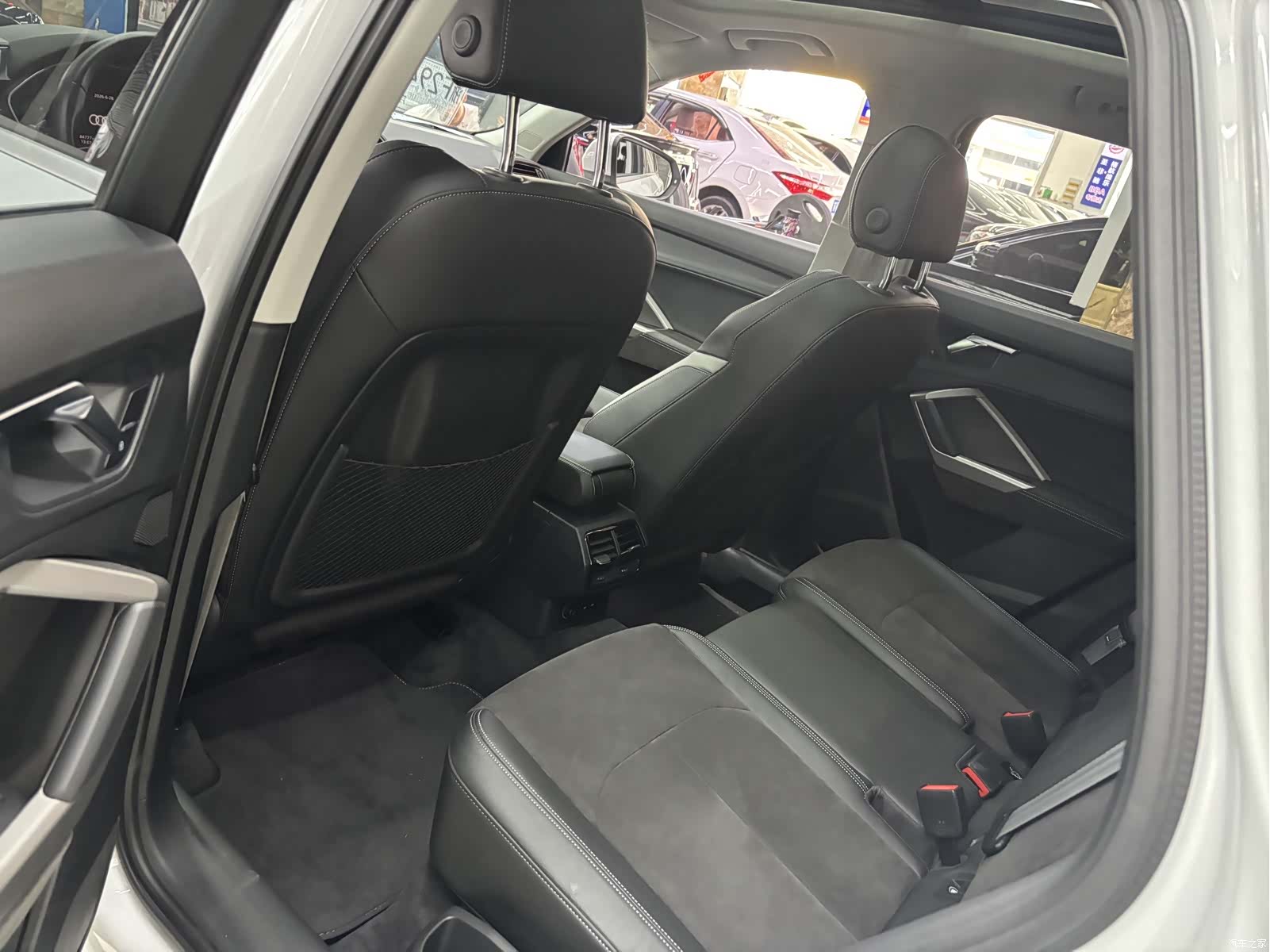 Audi Q3, 2020 все фото