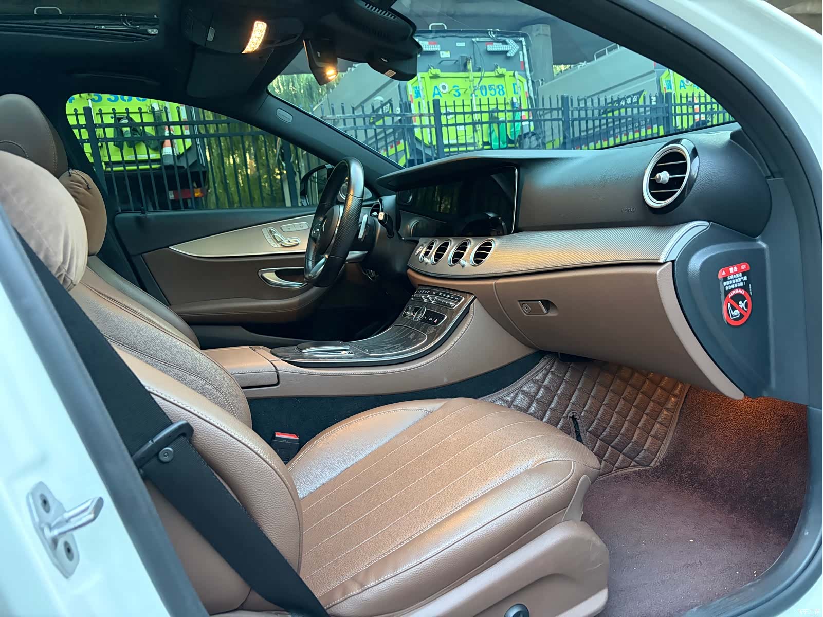 Mercedes-Benz E-Class, 2019 13