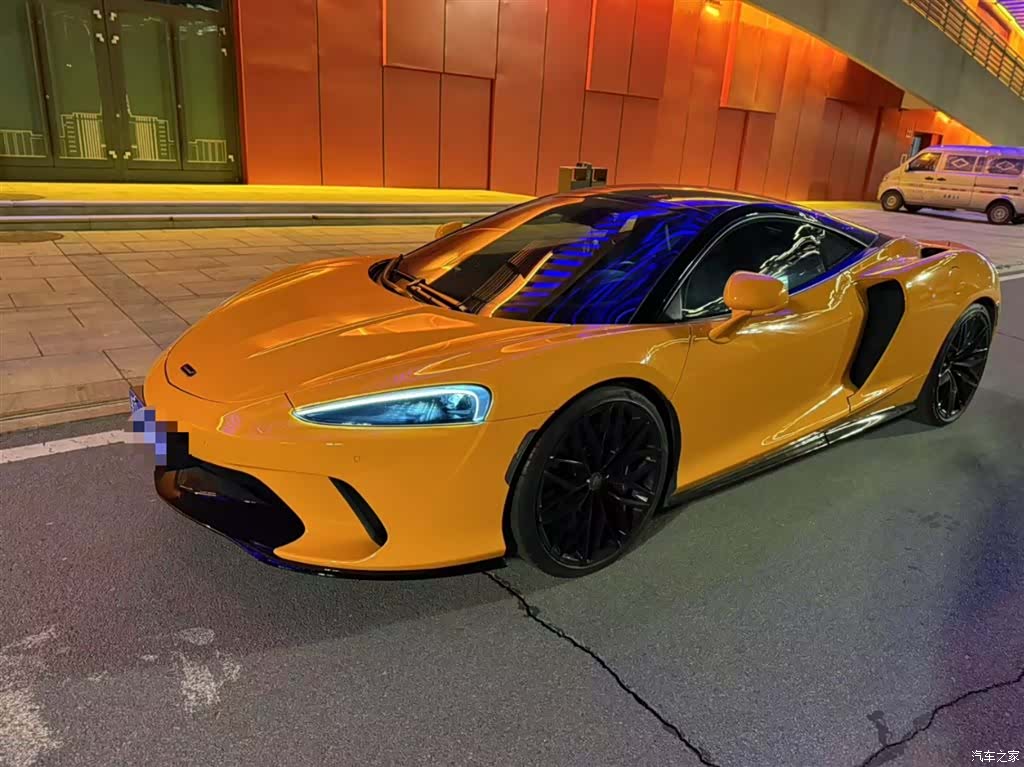McLaren GT, 2023 2