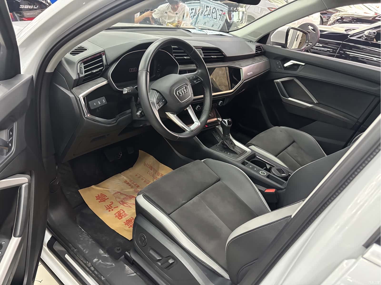 Audi Q3, 2020 4