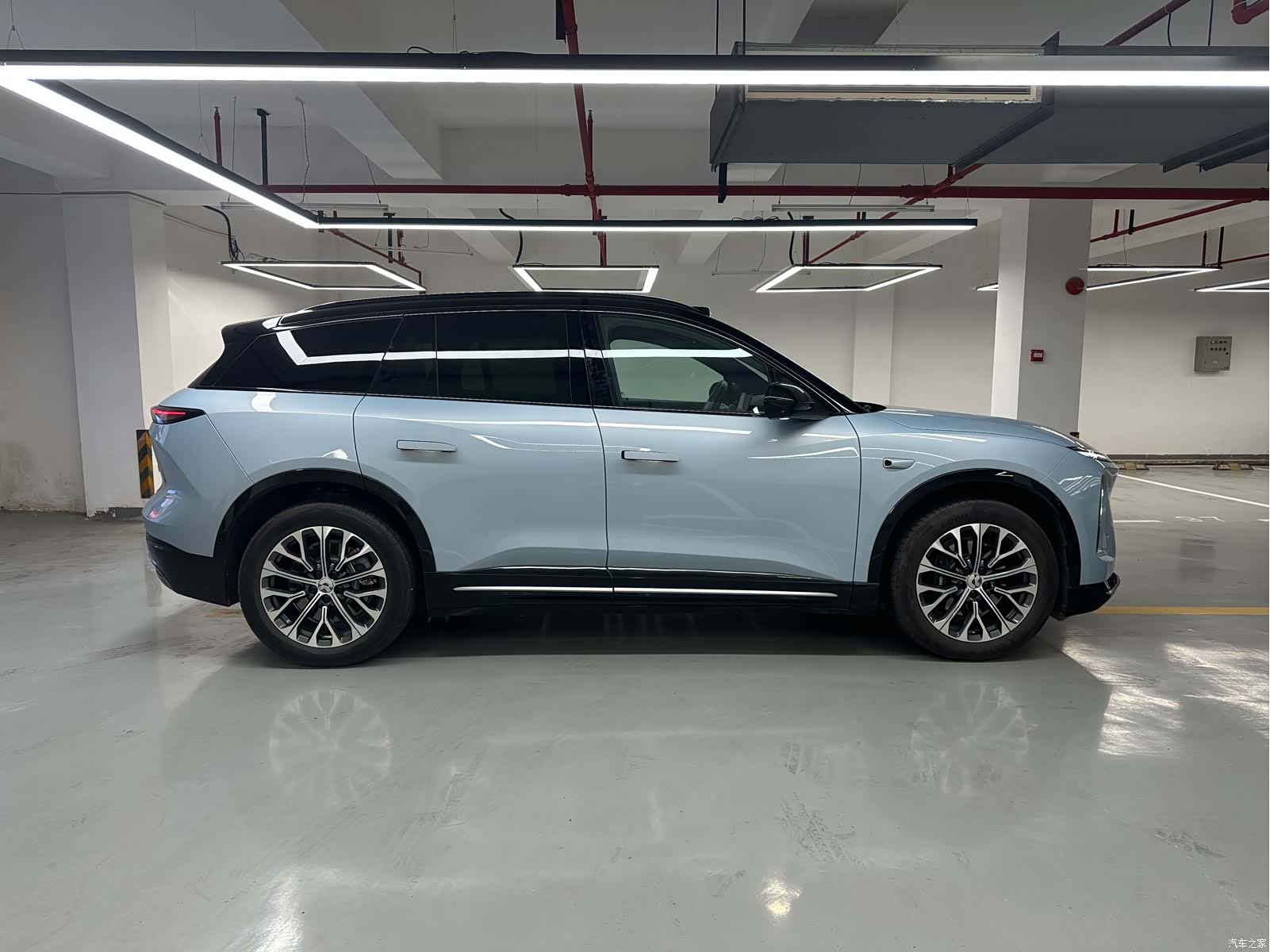 NIO ES6, 2025 4