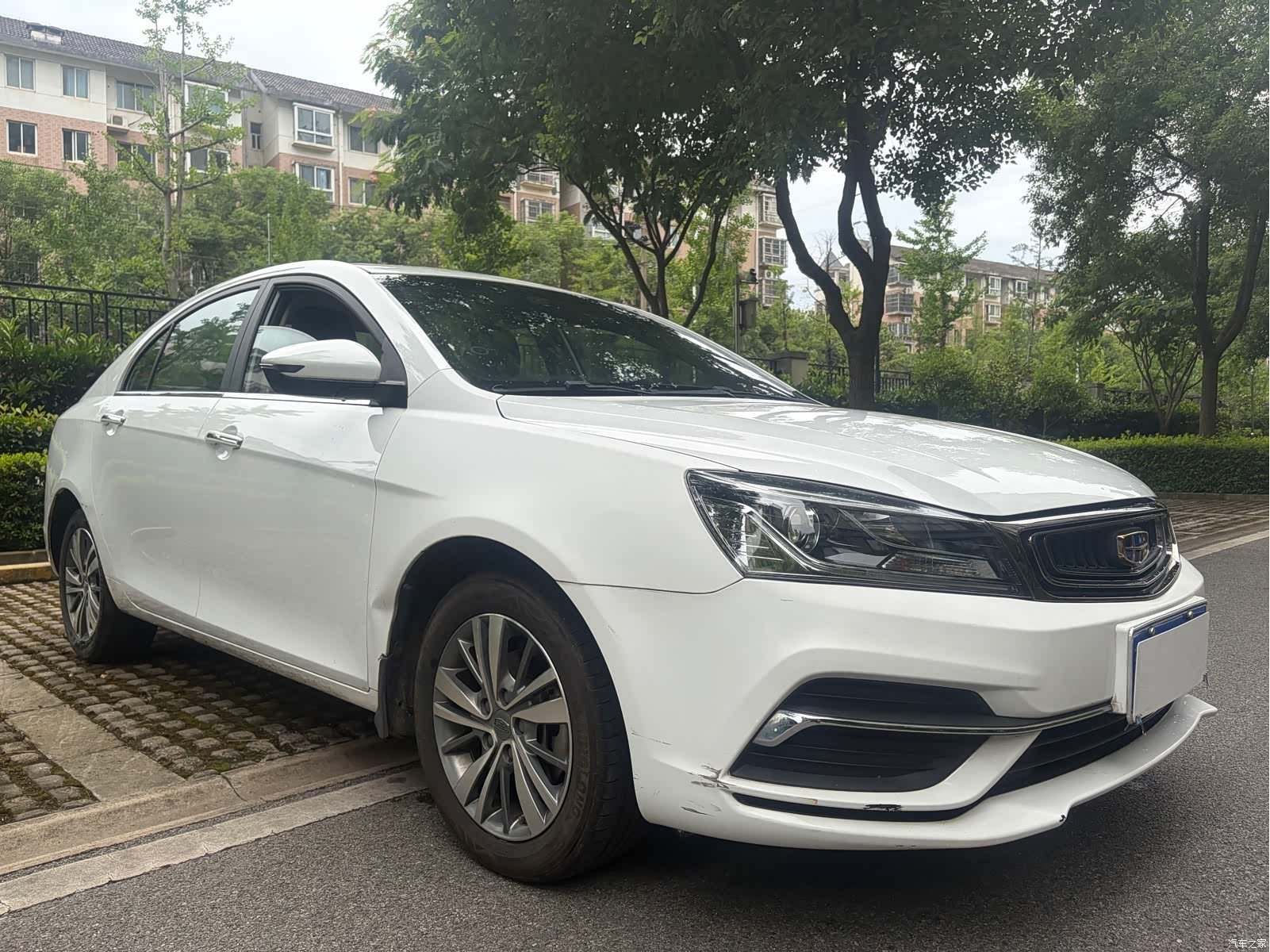 Geely Emgrand, 2018 3