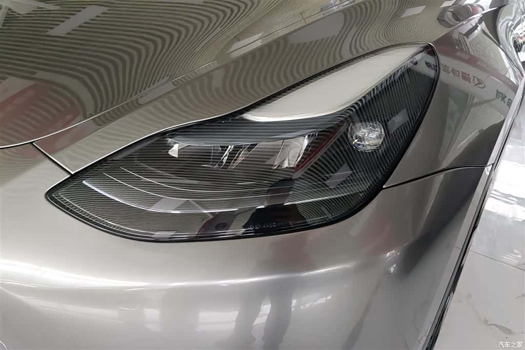 Tesla Model Y, 2022 все фото