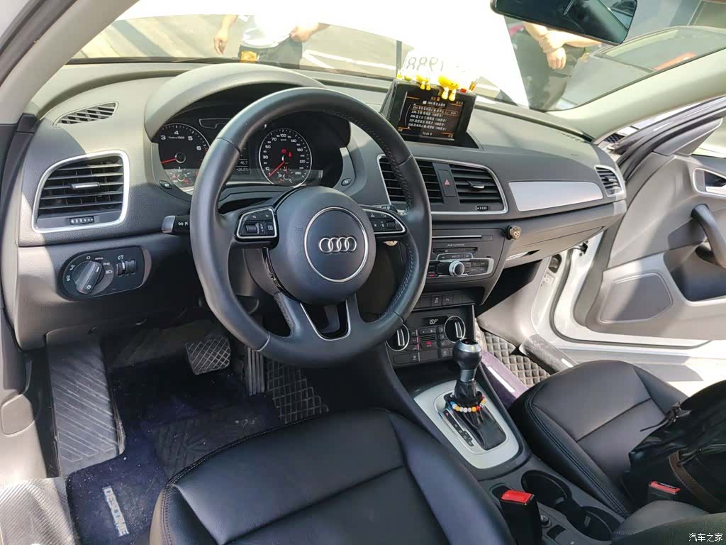 Audi Q3, 2019 6