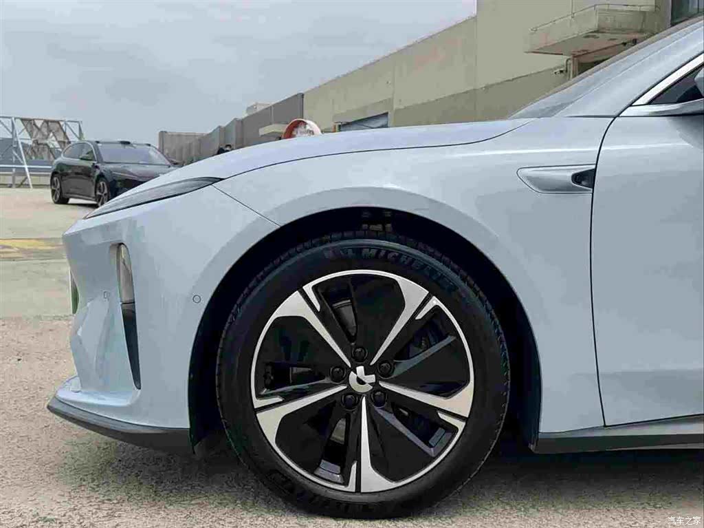 NIO ET5, 2025 все фото