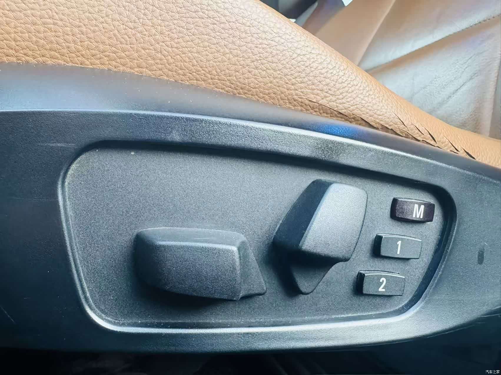BMW 3 Series, 2011 14