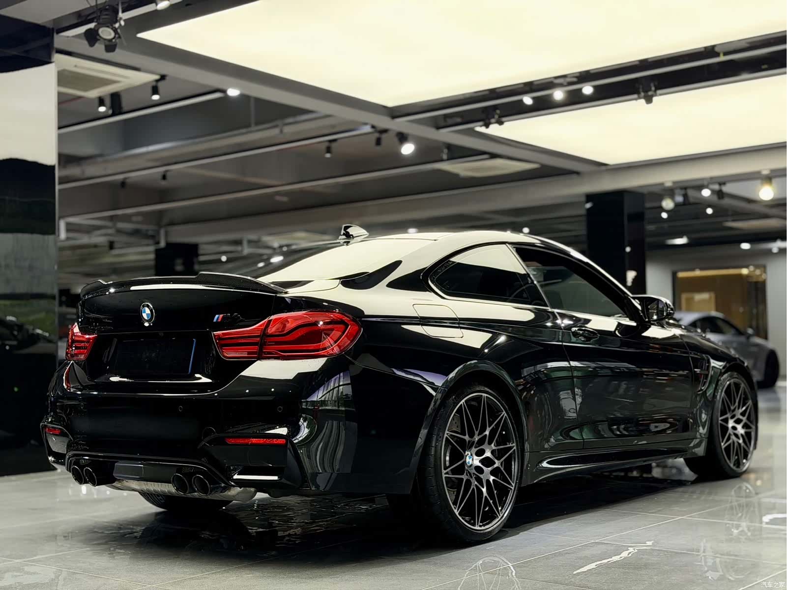 BMW M4, 2019 все фото