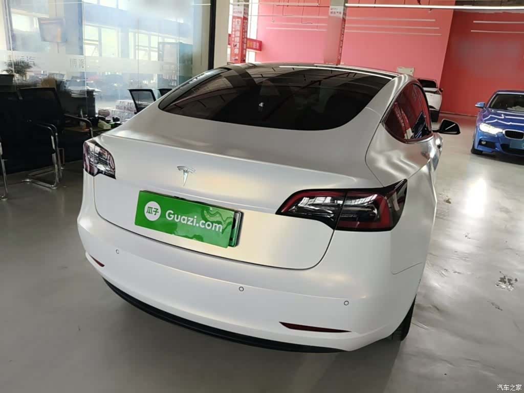 Tesla Model 3, 2021 7