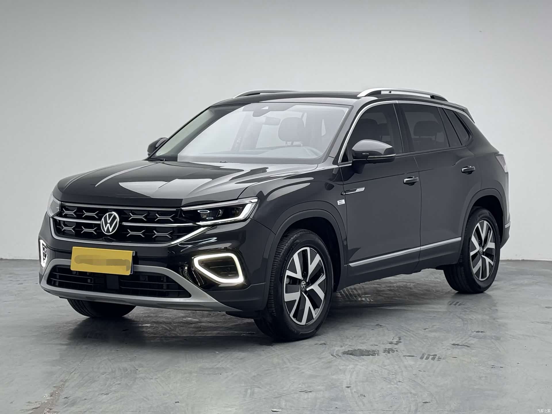 Volkswagen Tayron, 2023 1