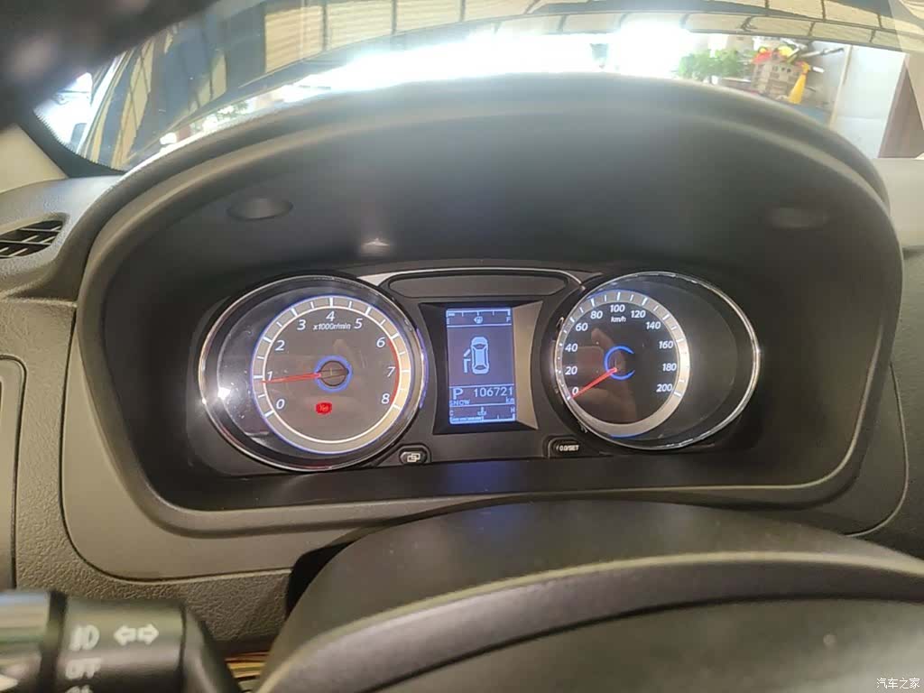 DongFeng CM7, 2016 12