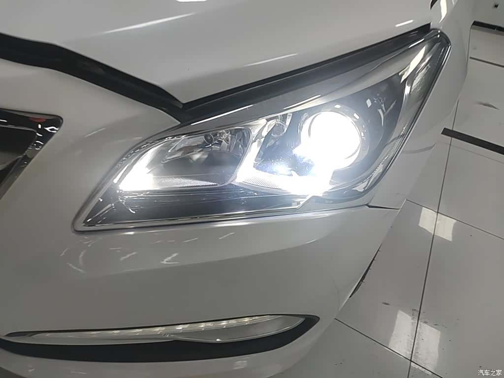 Hyundai DLX, 2016 24