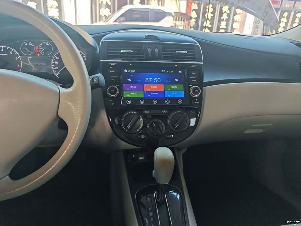 Nissan Tiida, 2016 9