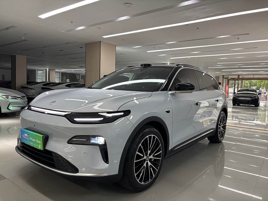 Leapmotor C11