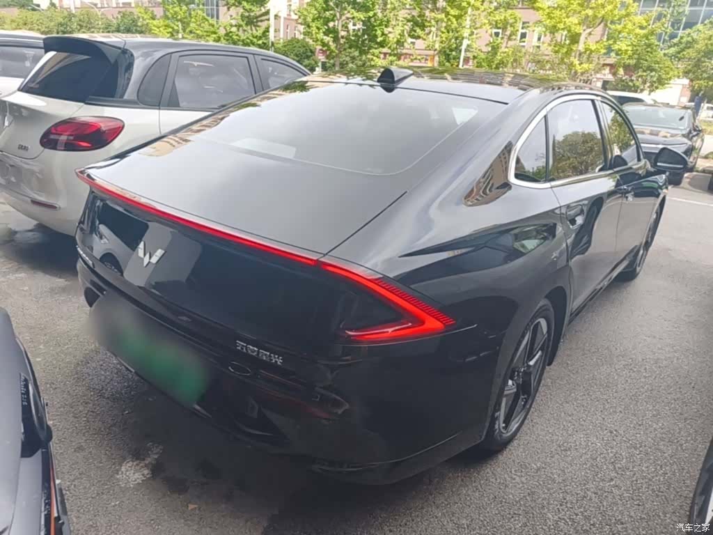 Wuling Starlight, 2025 7