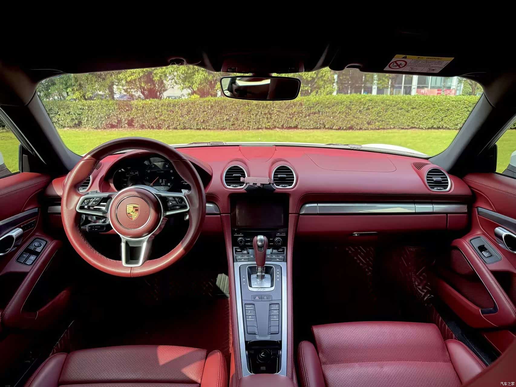 Porsche Cayman, 2021 10