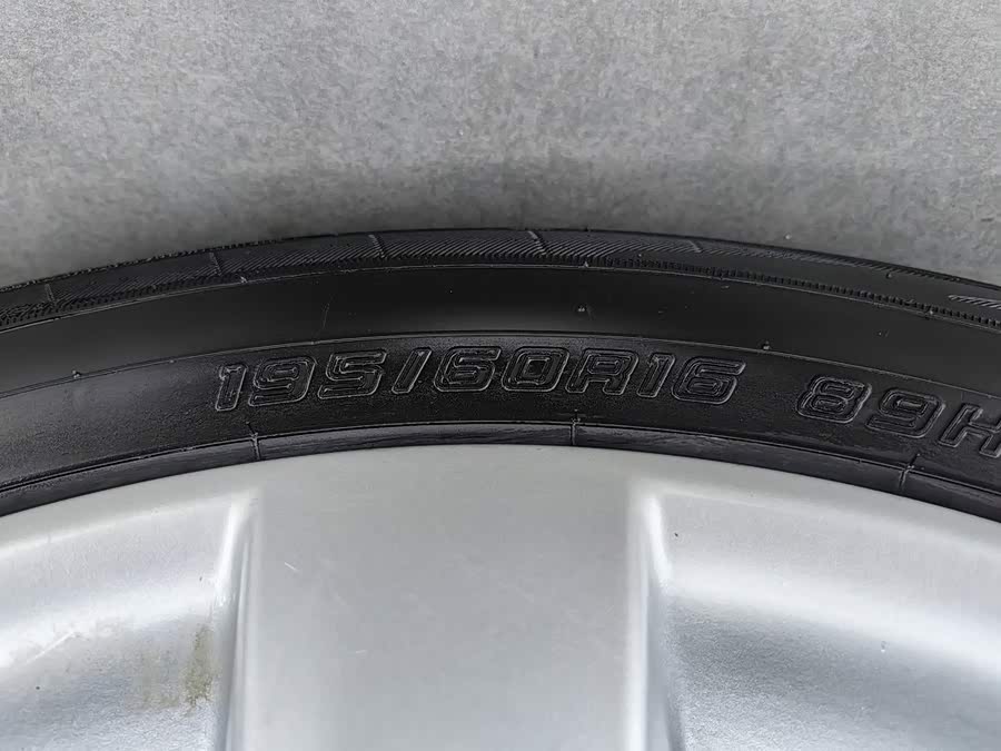 Nissan Tiida 2015, фото 24