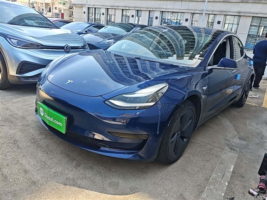 Tesla Model 3, 2021 1