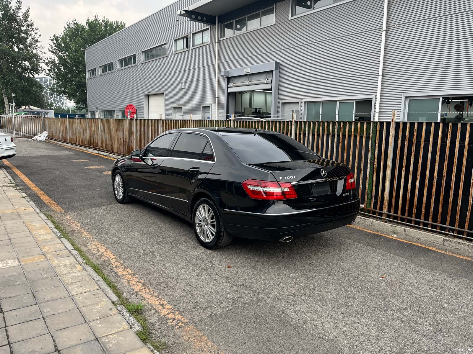 Mercedes-Benz E-Class, 2012 4