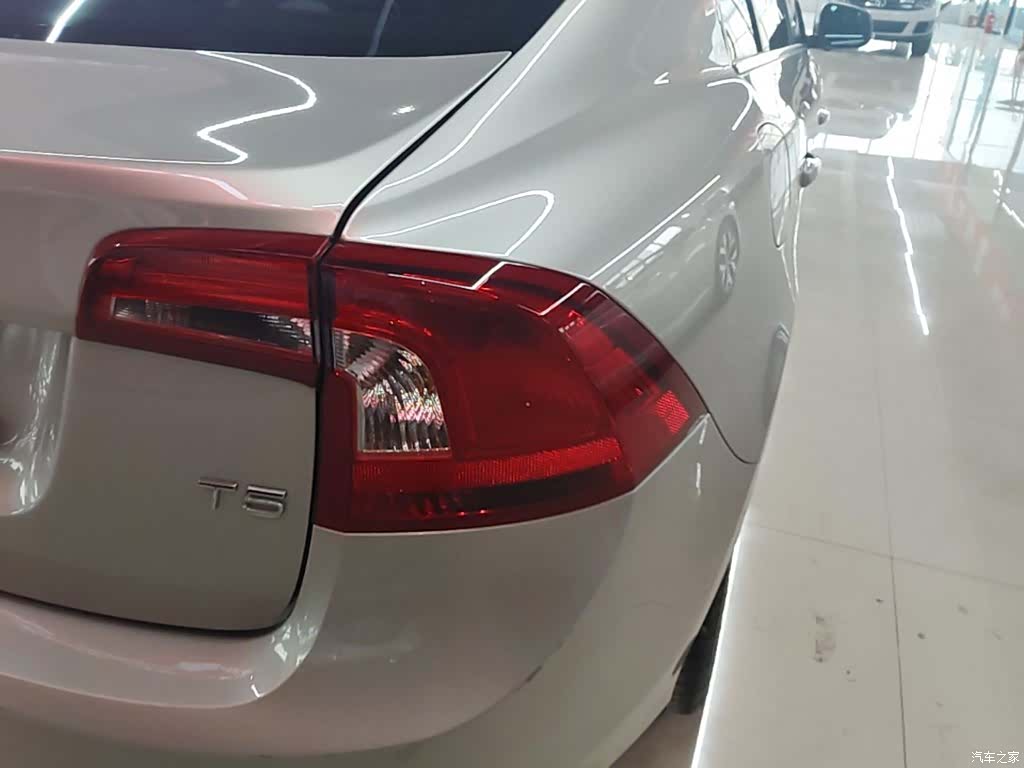 Volvo S60, 2020 8