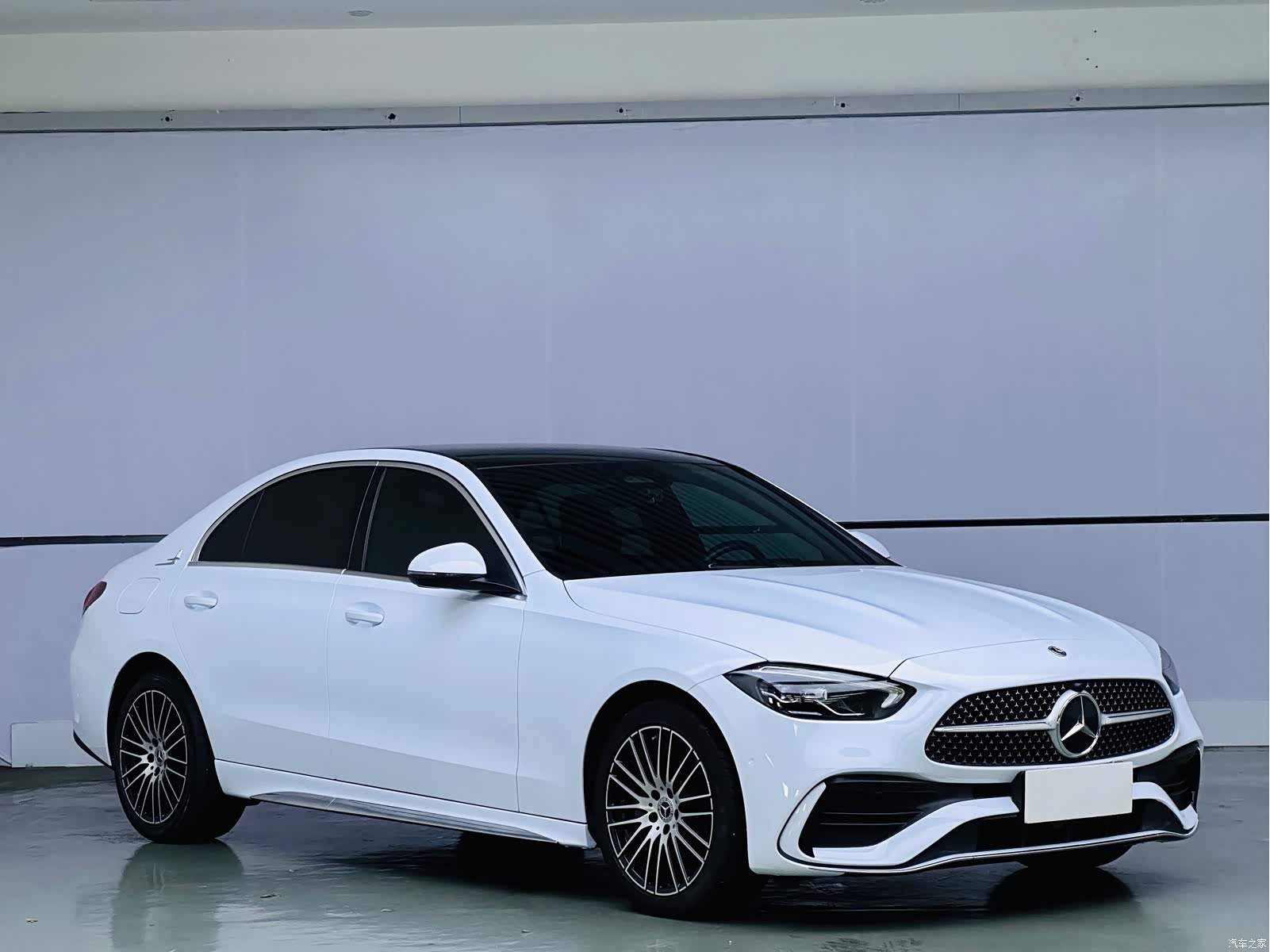 Mercedes-Benz C-Class, 2022 3