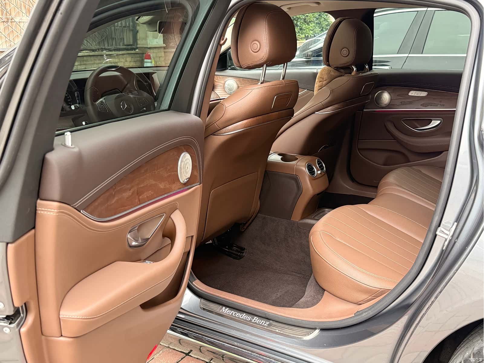 Mercedes-Benz E-Class, 2017 6