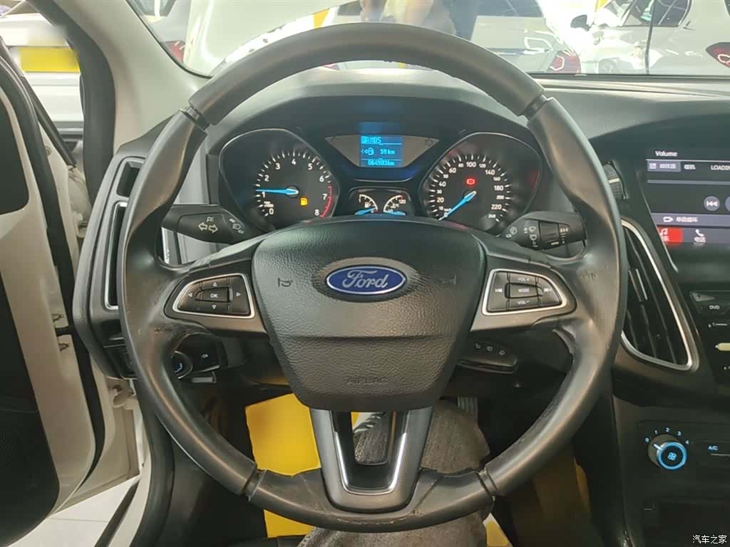Ford Focus, 2018 11