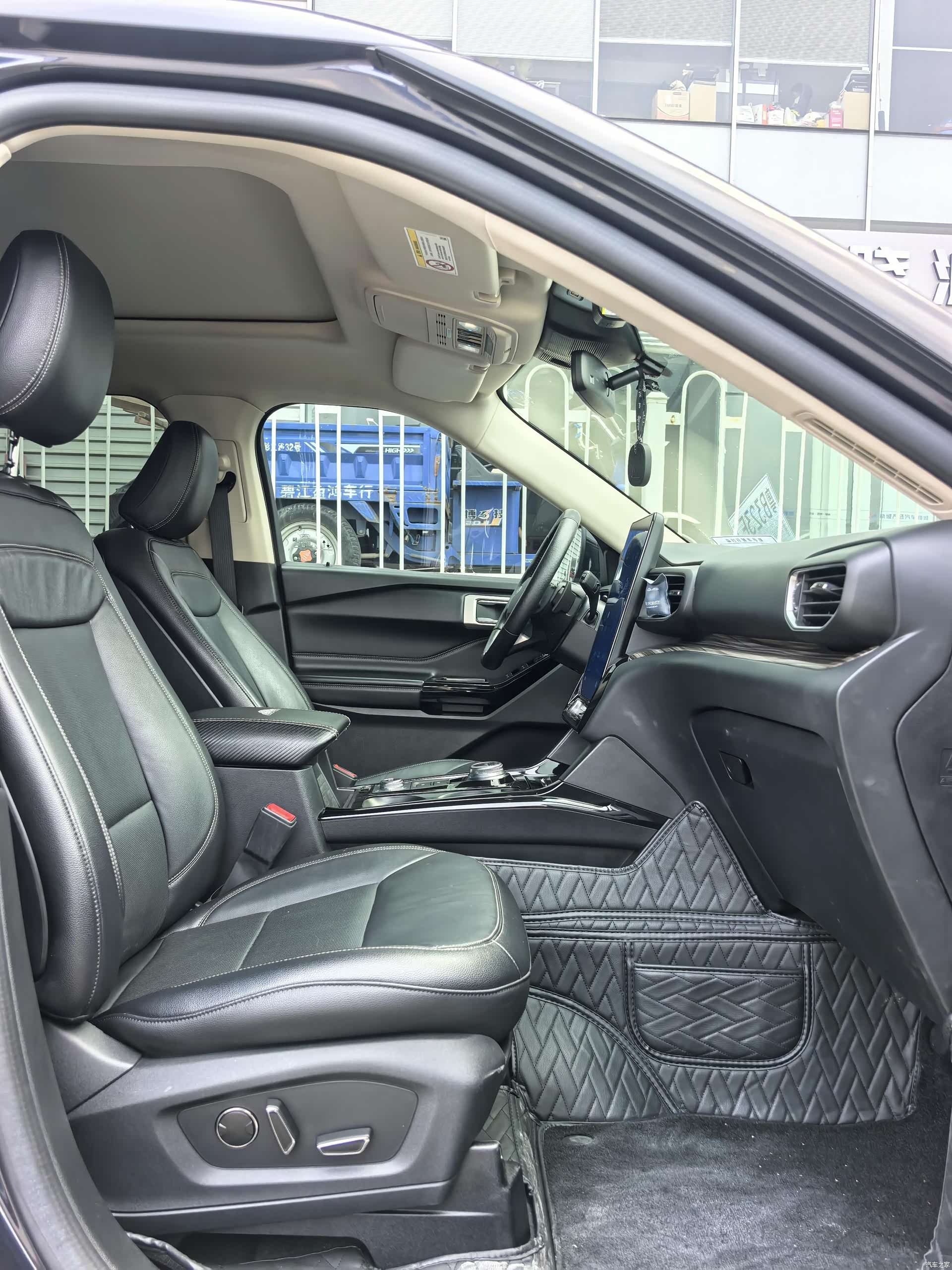 Ford Explorer, 2020 9