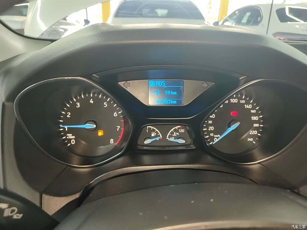 Ford Focus, 2018 12