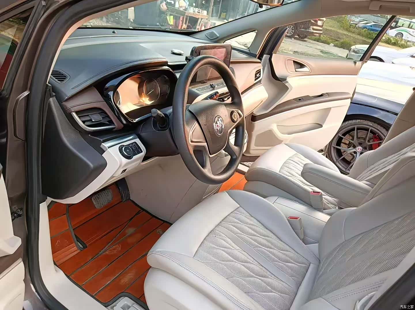 Buick GL8, 2021 2