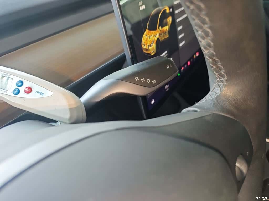 Tesla Model Y, 2021 14