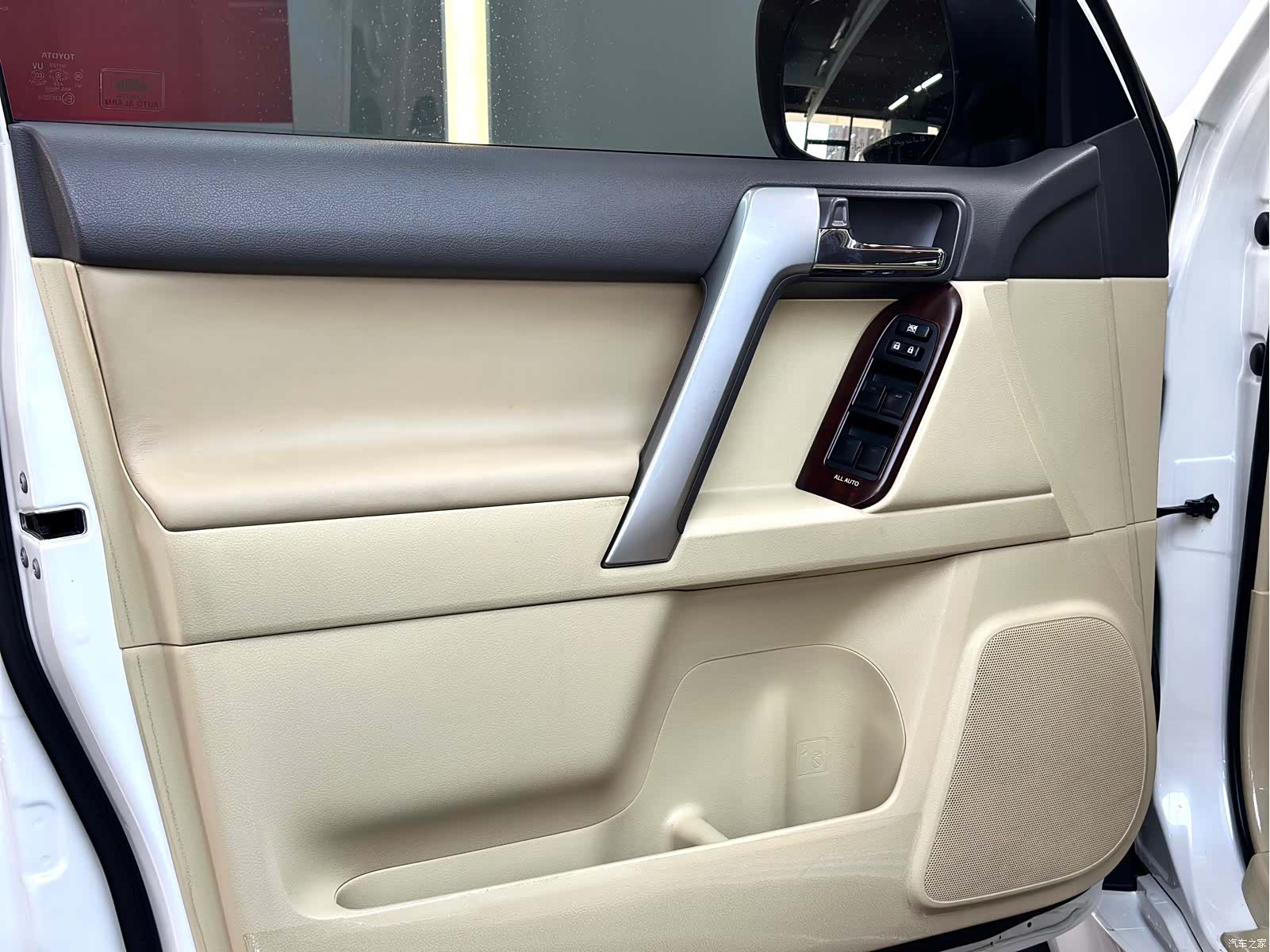 Toyota Prado, 2017 все фото