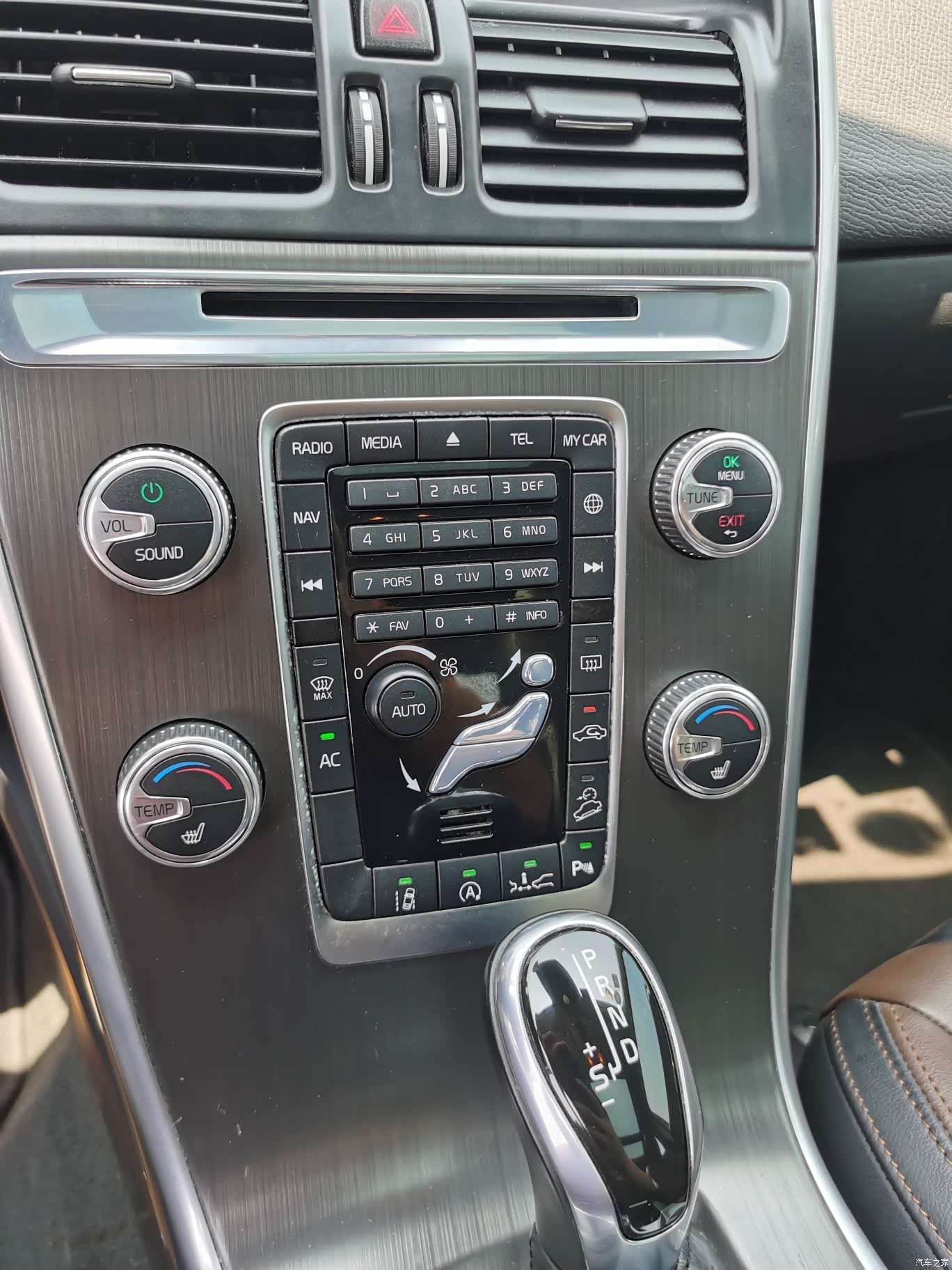 Volvo XC60, 2015 12