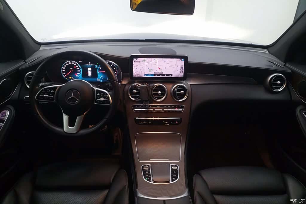 Mercedes-Benz GLC, 2020 12